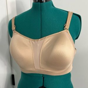 Soma Sport Max Support Contour Underwire Bra